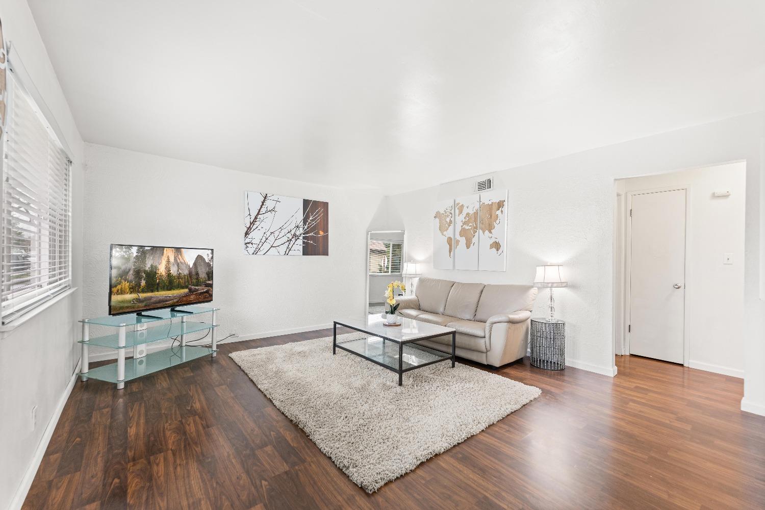 4424 Greenholme Drive Unit: 1