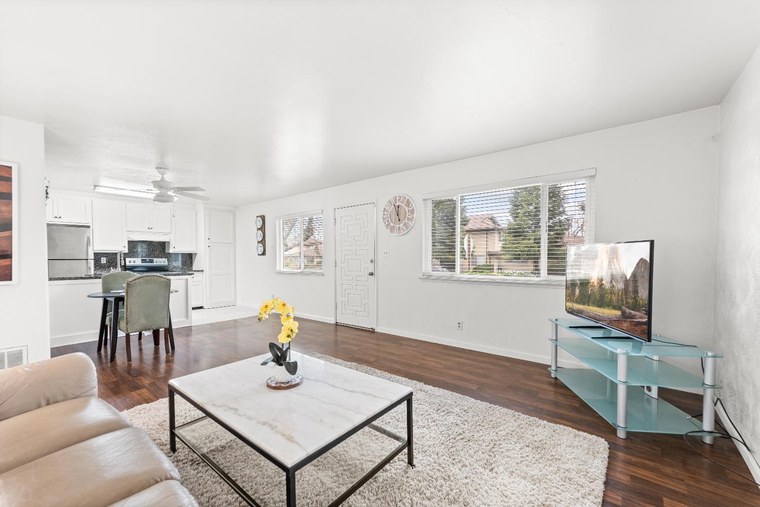 4424 Greenholme Drive Unit: 1