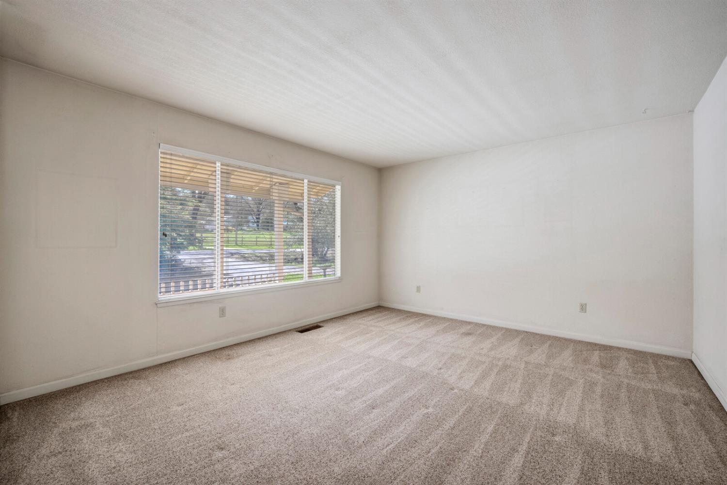 2121 Sleepy Hollow Drive