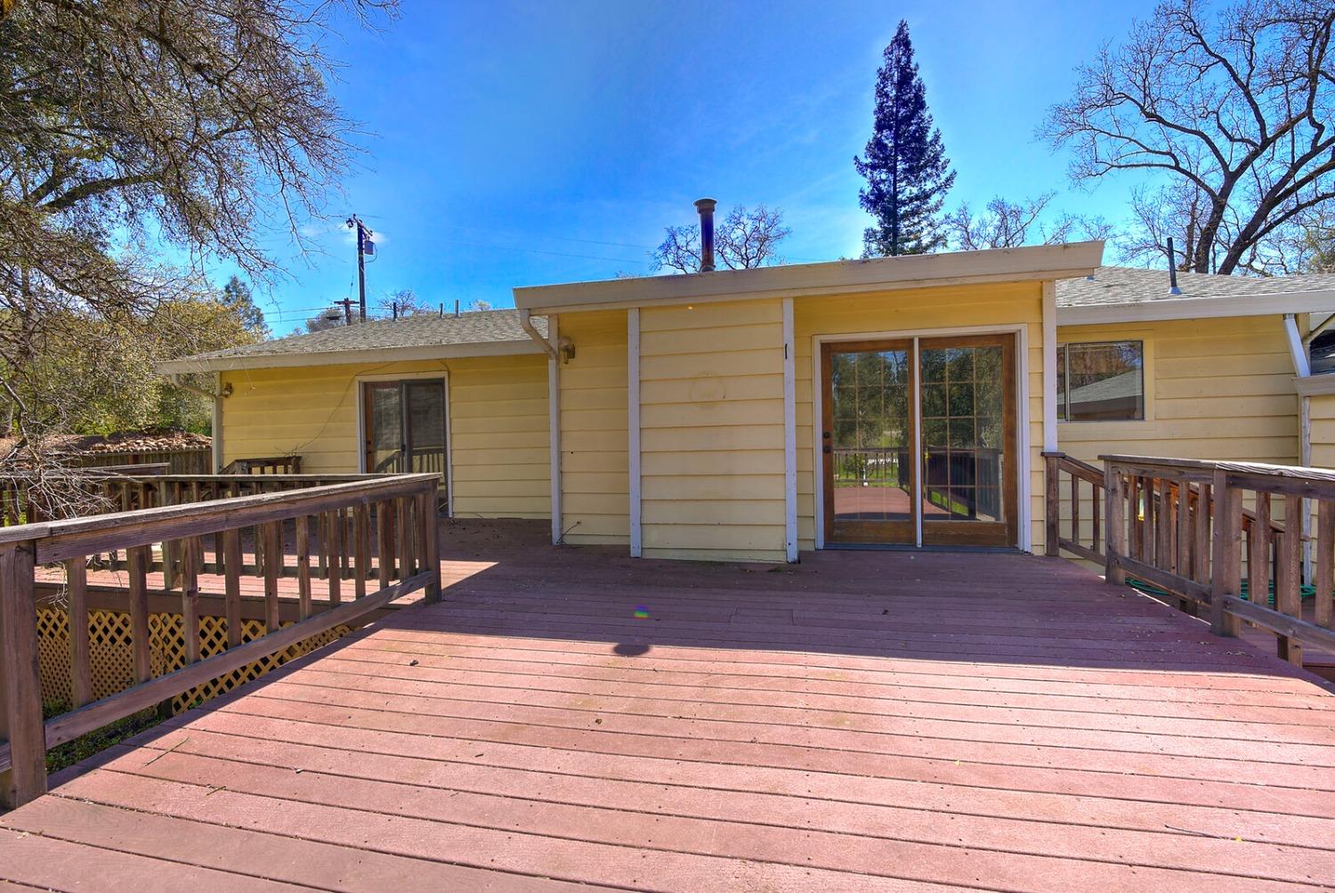 2121 Sleepy Hollow Drive