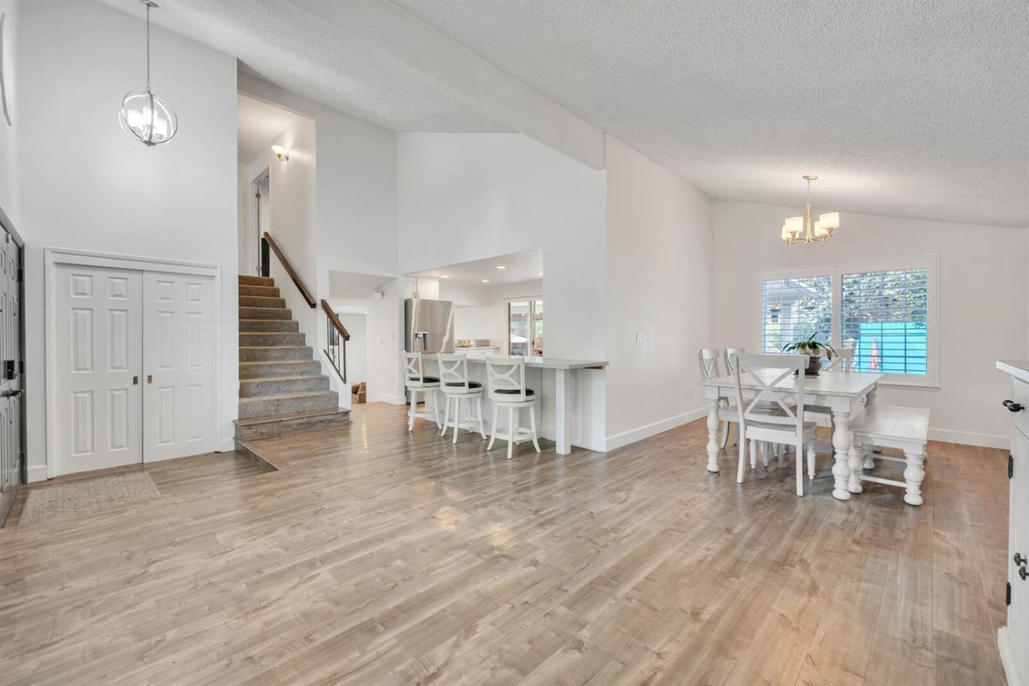 1317 Stonebridge Way