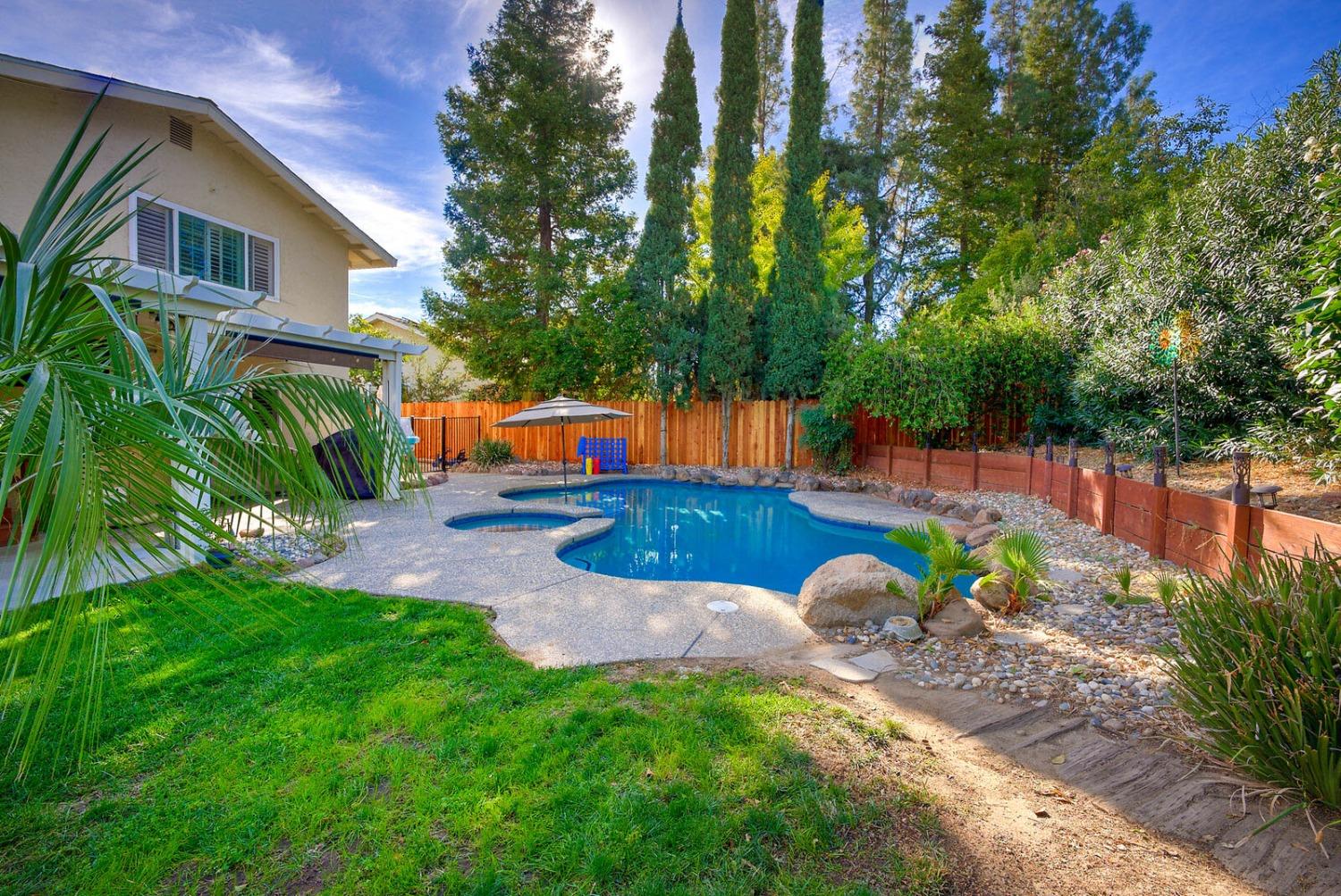 1317 Stonebridge Way