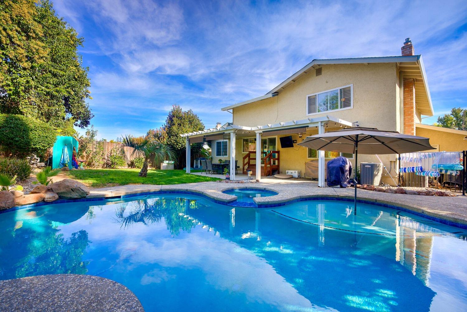 1317 Stonebridge Way