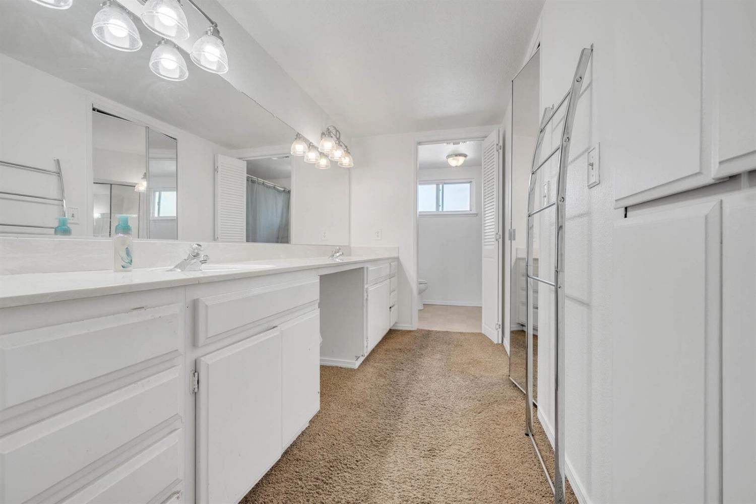 1317 Stonebridge Way