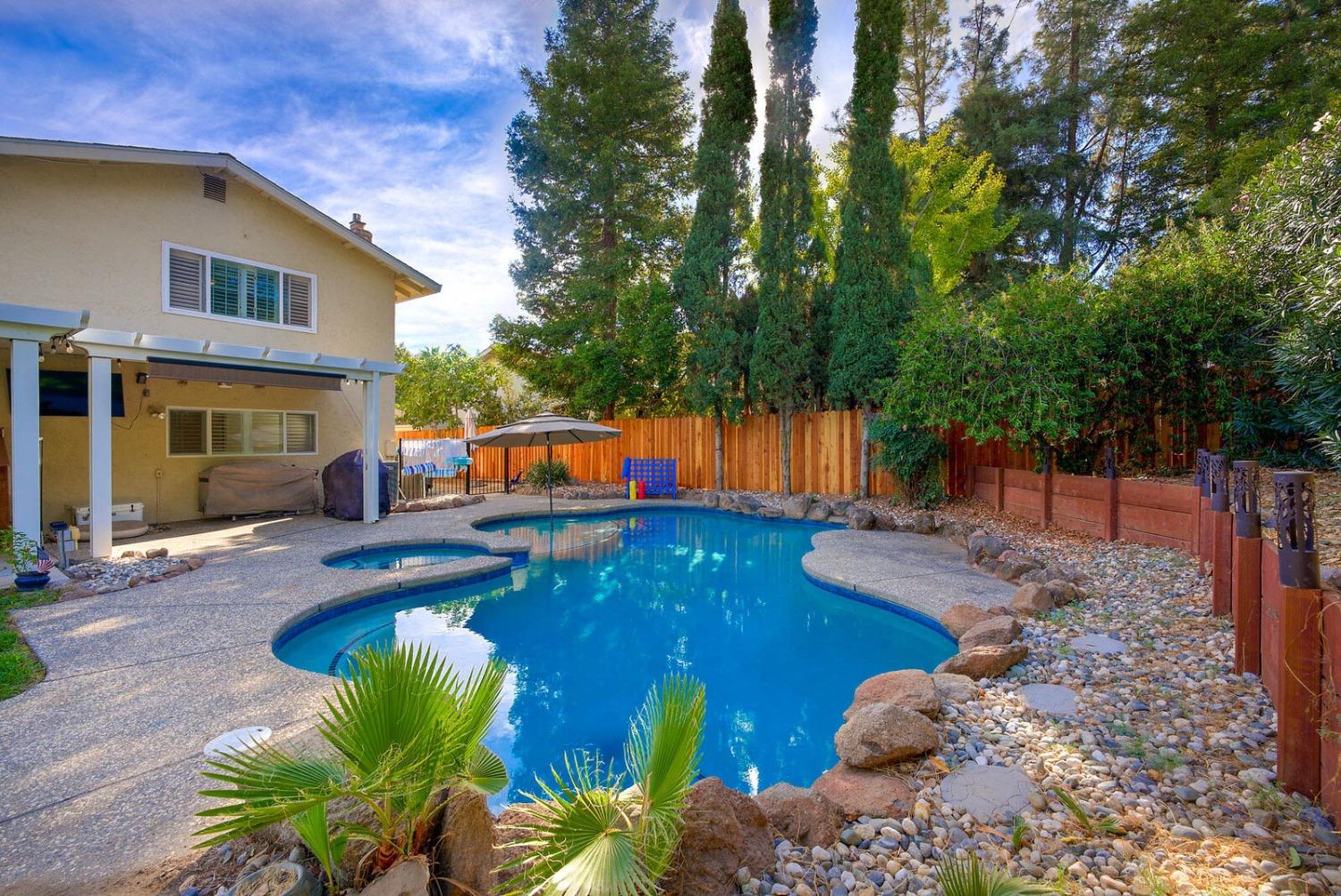 1317 Stonebridge Way