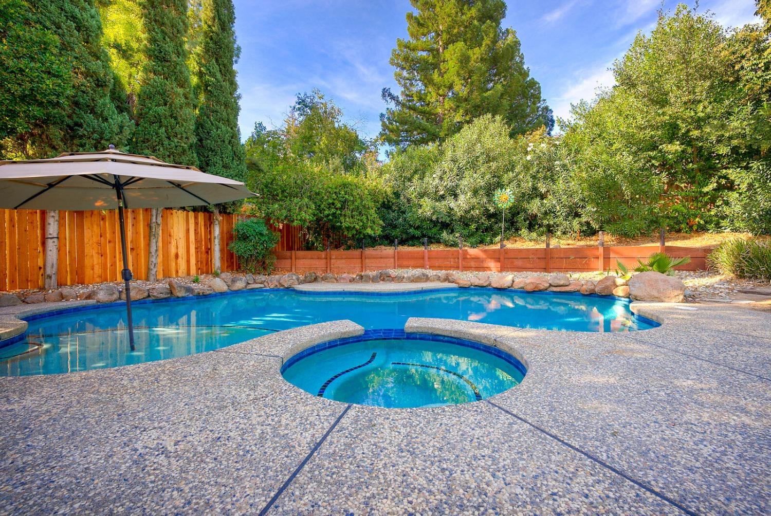 1317 Stonebridge Way