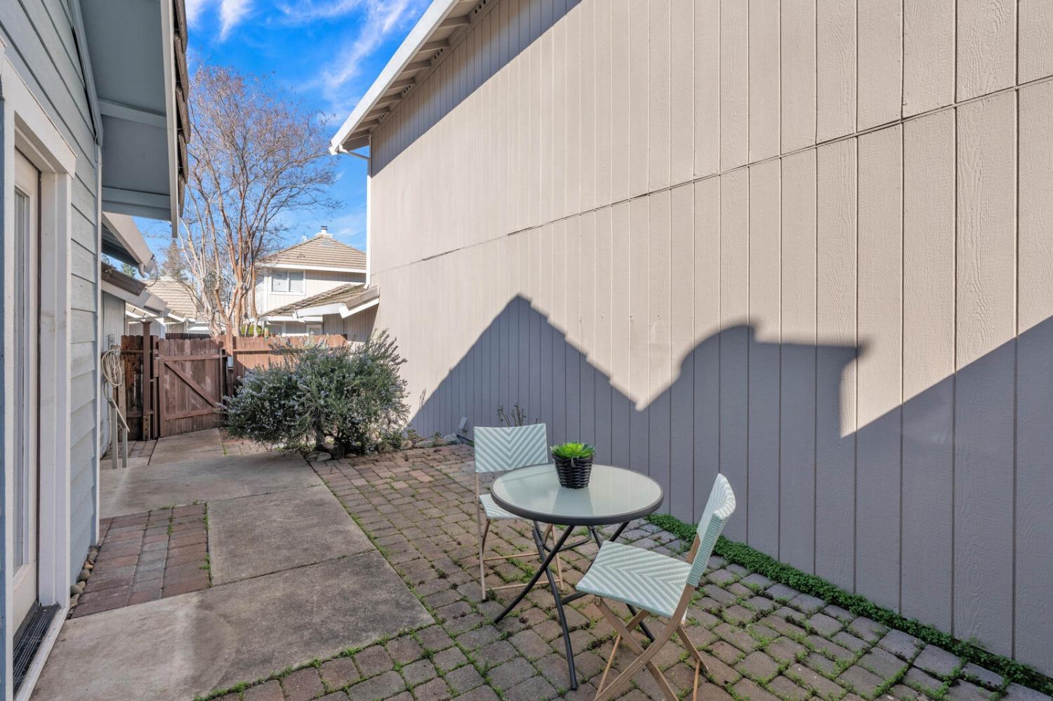 319 Brightstone Circle