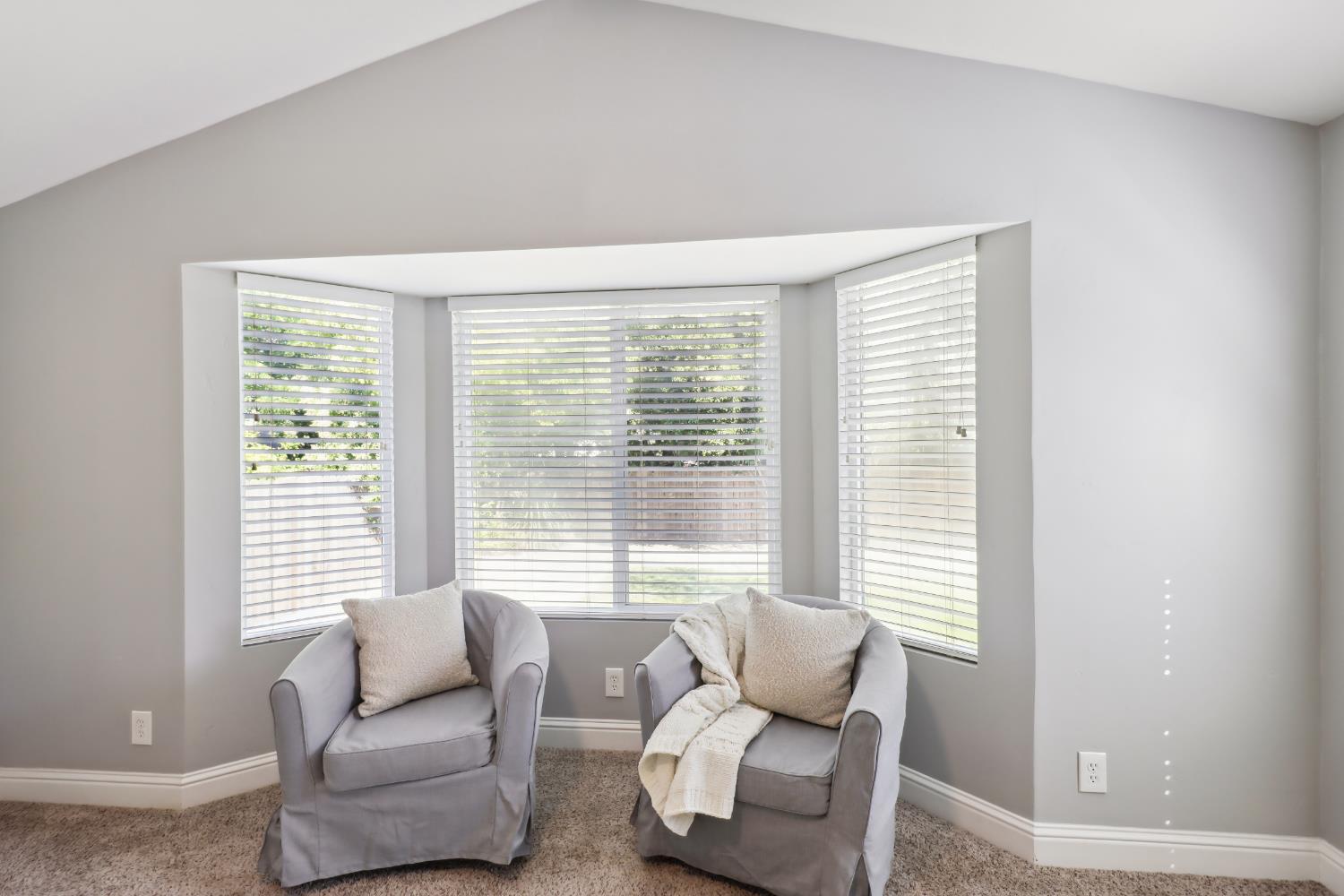 3261 Saint Mathews Drive