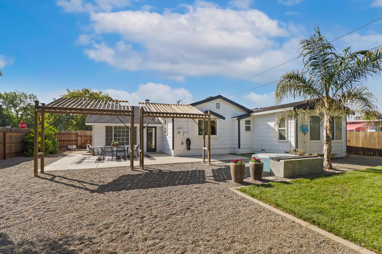 3261 Saint Mathews Drive