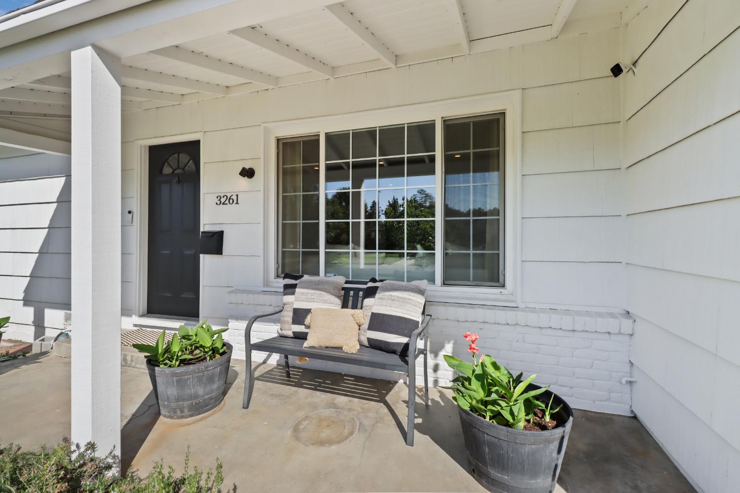 3261 Saint Mathews Drive