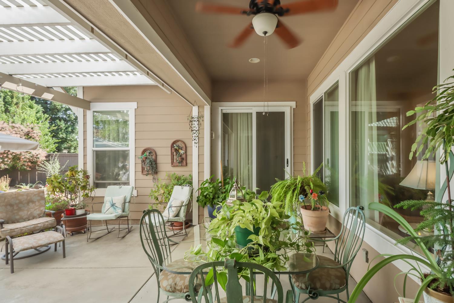 2716 Heritage Park Lane