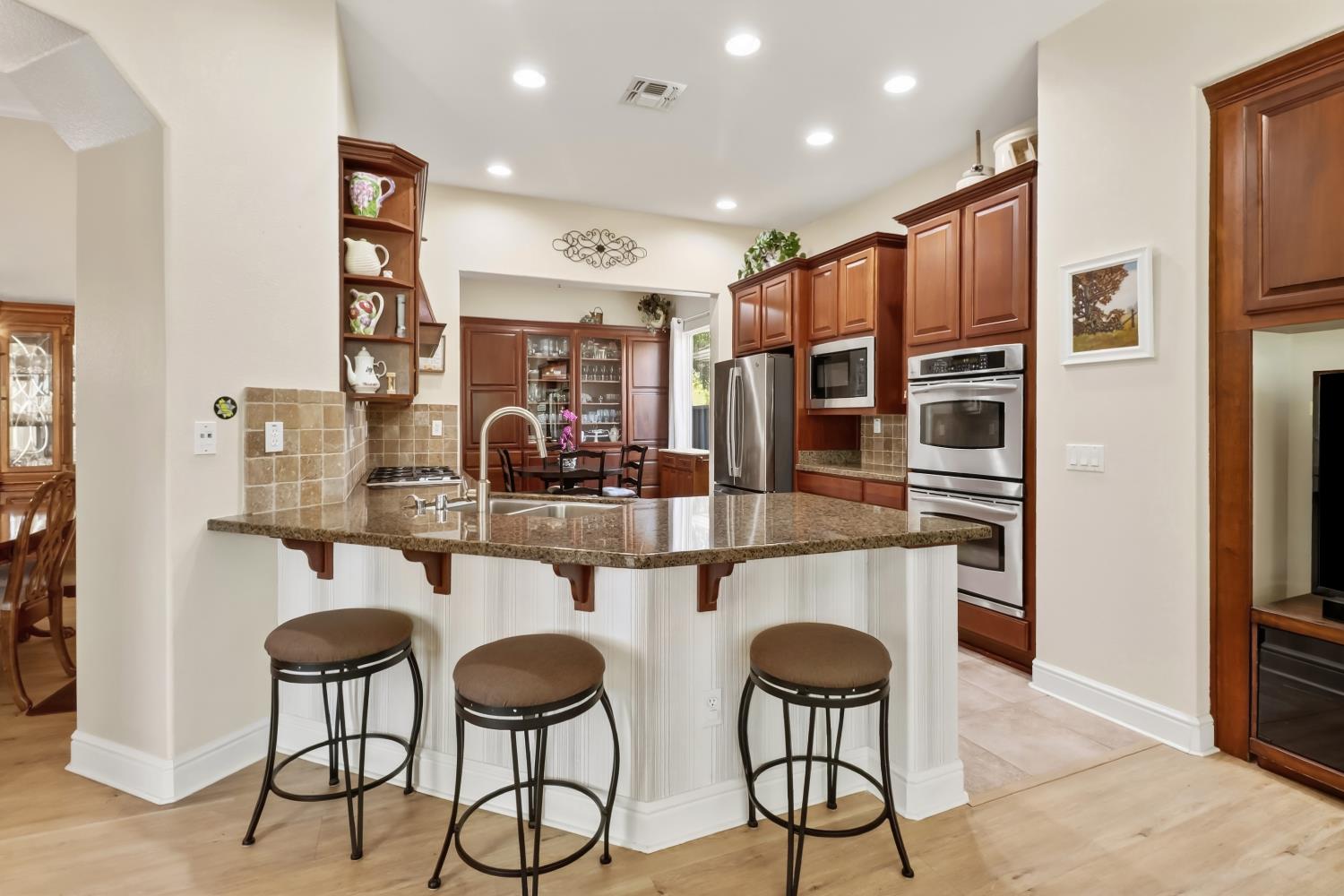 2716 Heritage Park Lane