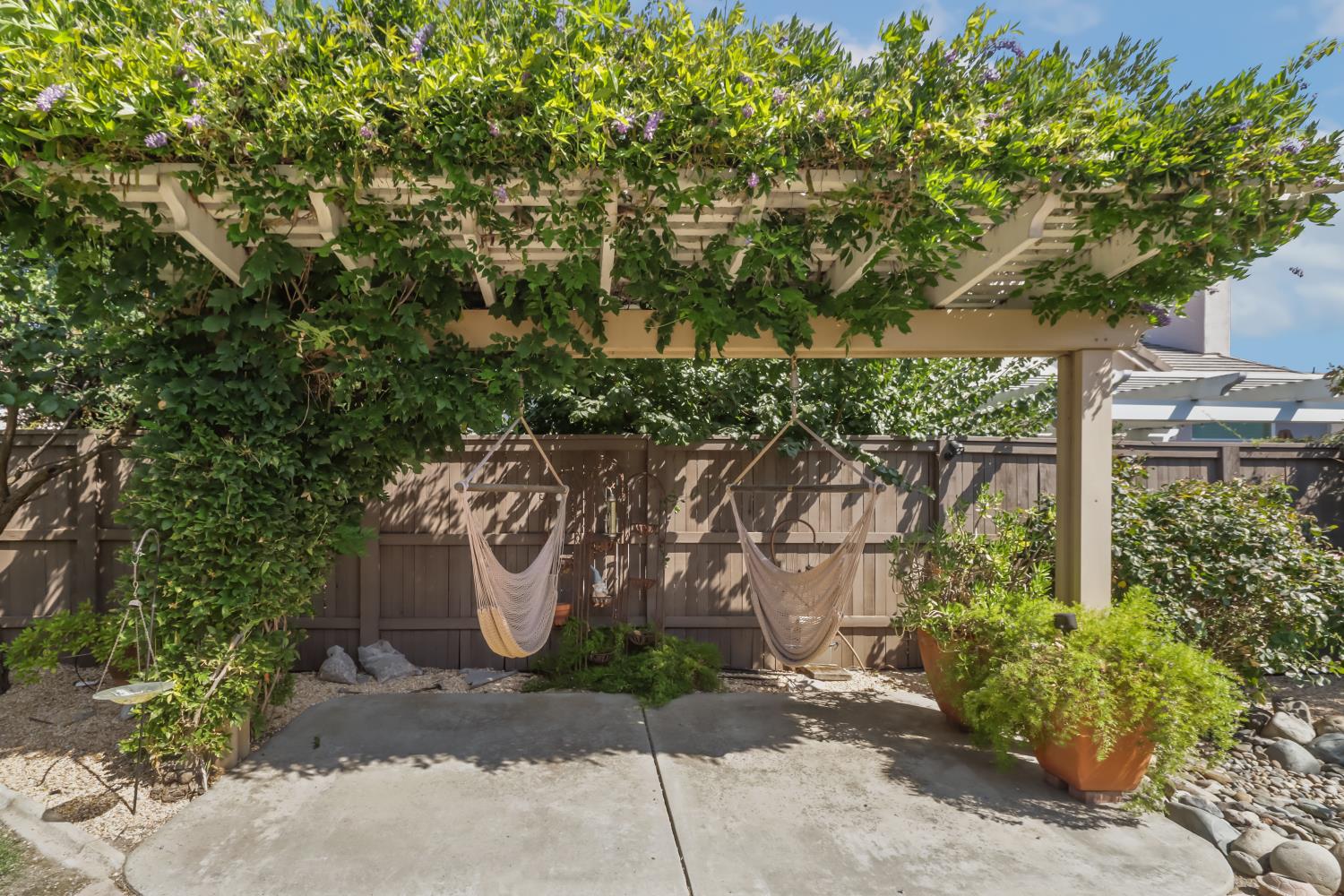 2716 Heritage Park Lane