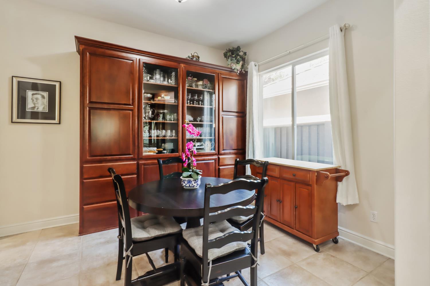 2716 Heritage Park Lane