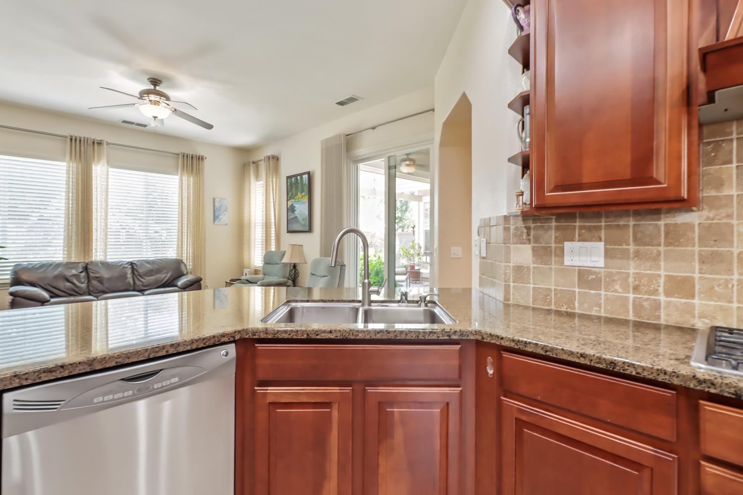 2716 Heritage Park Lane