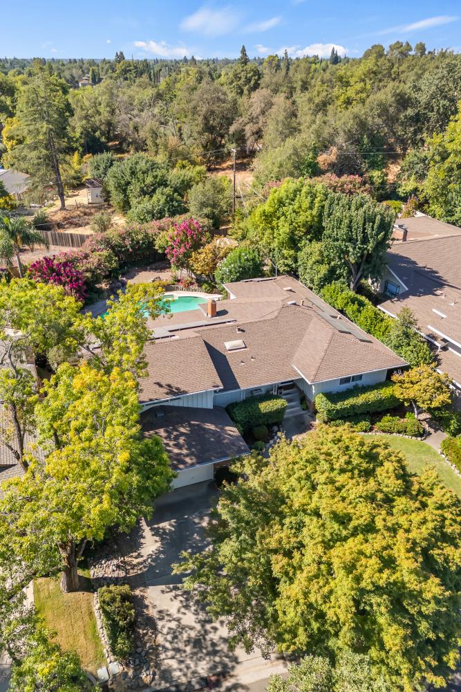 7736 Greenridge Way