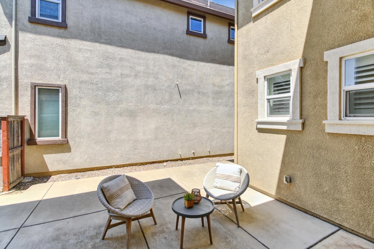 1530 Bonanza Lane
