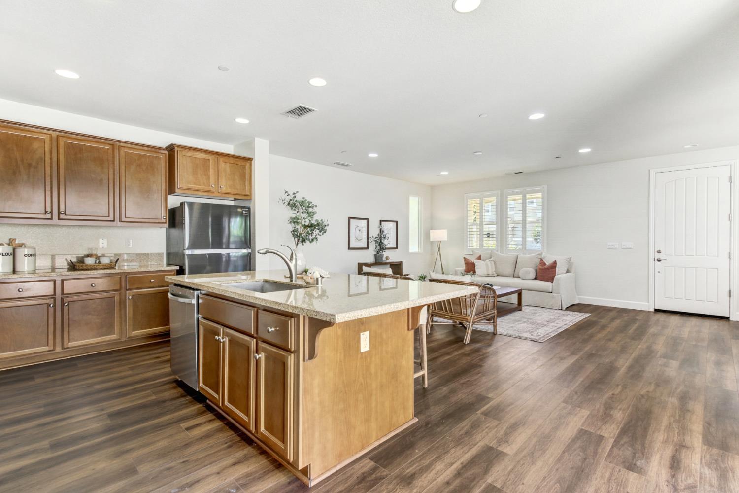 1530 Bonanza Lane