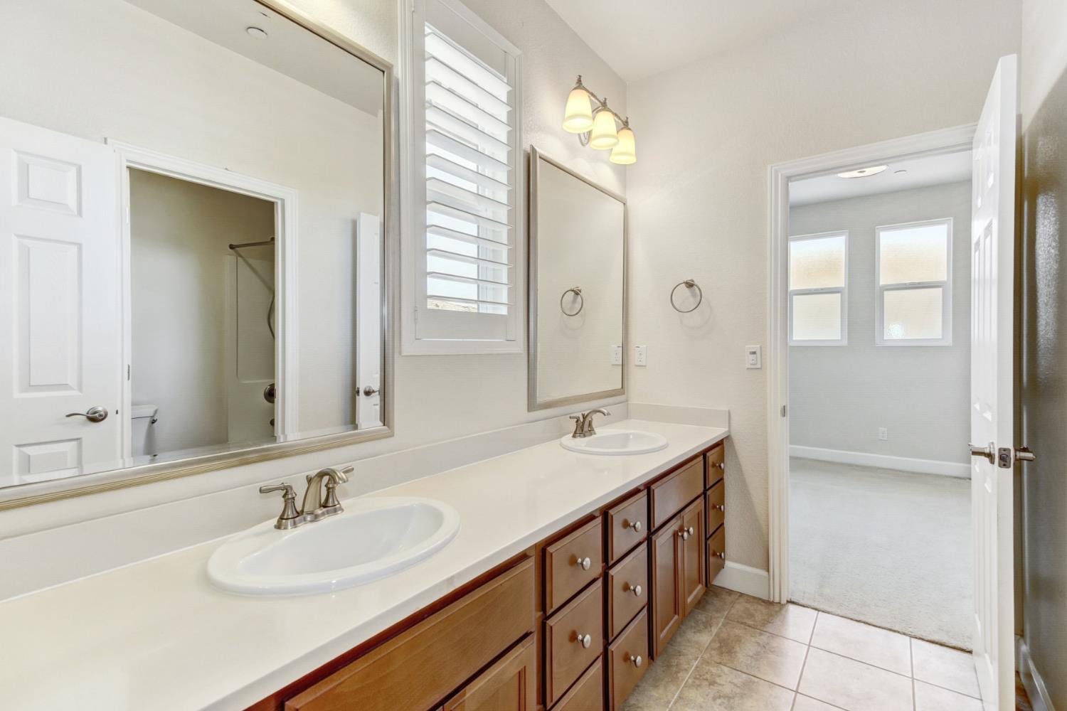 1530 Bonanza Lane
