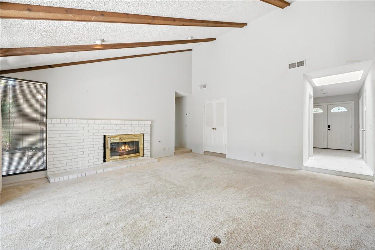 8927 Bluff Lane