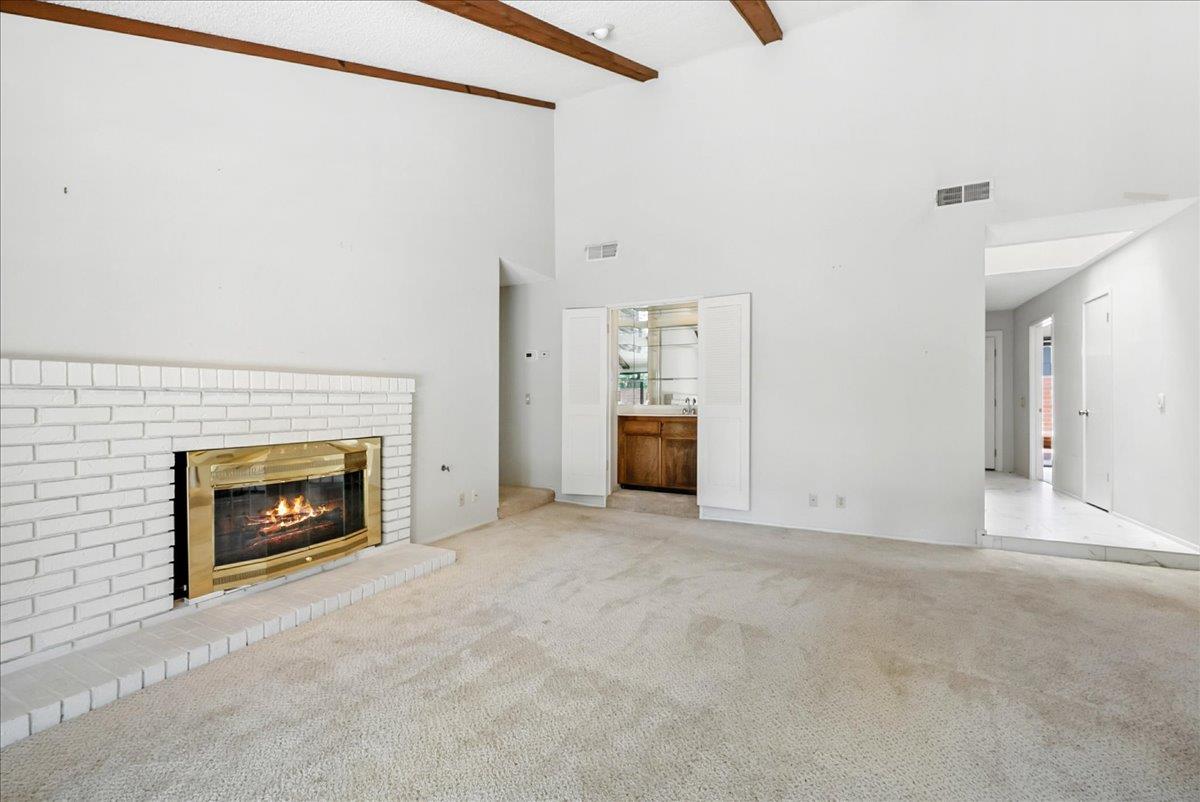 8927 Bluff Lane