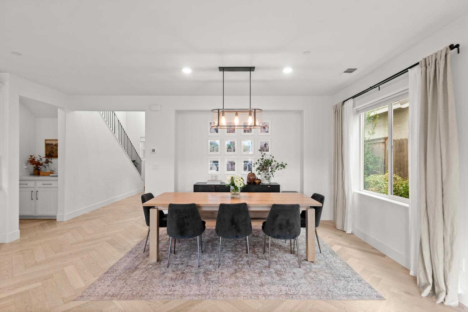 661 Chiselville Lane