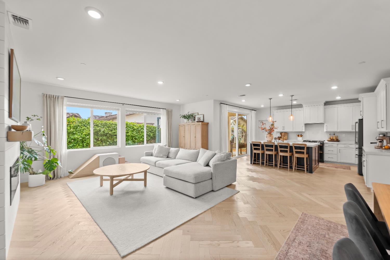 661 Chiselville Lane