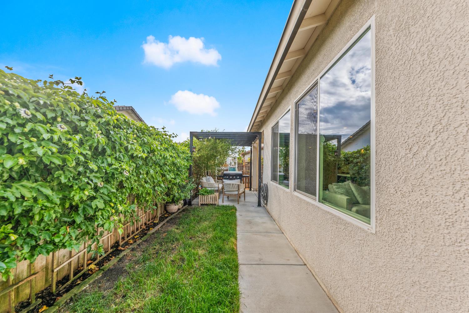 661 Chiselville Lane