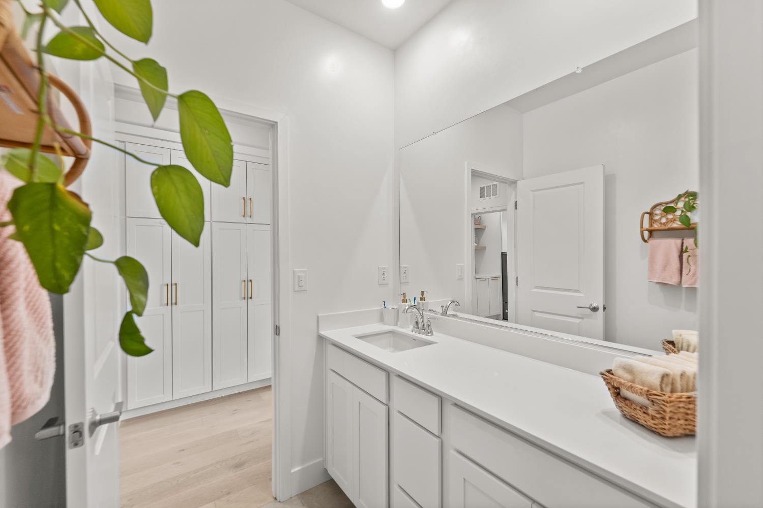 661 Chiselville Lane