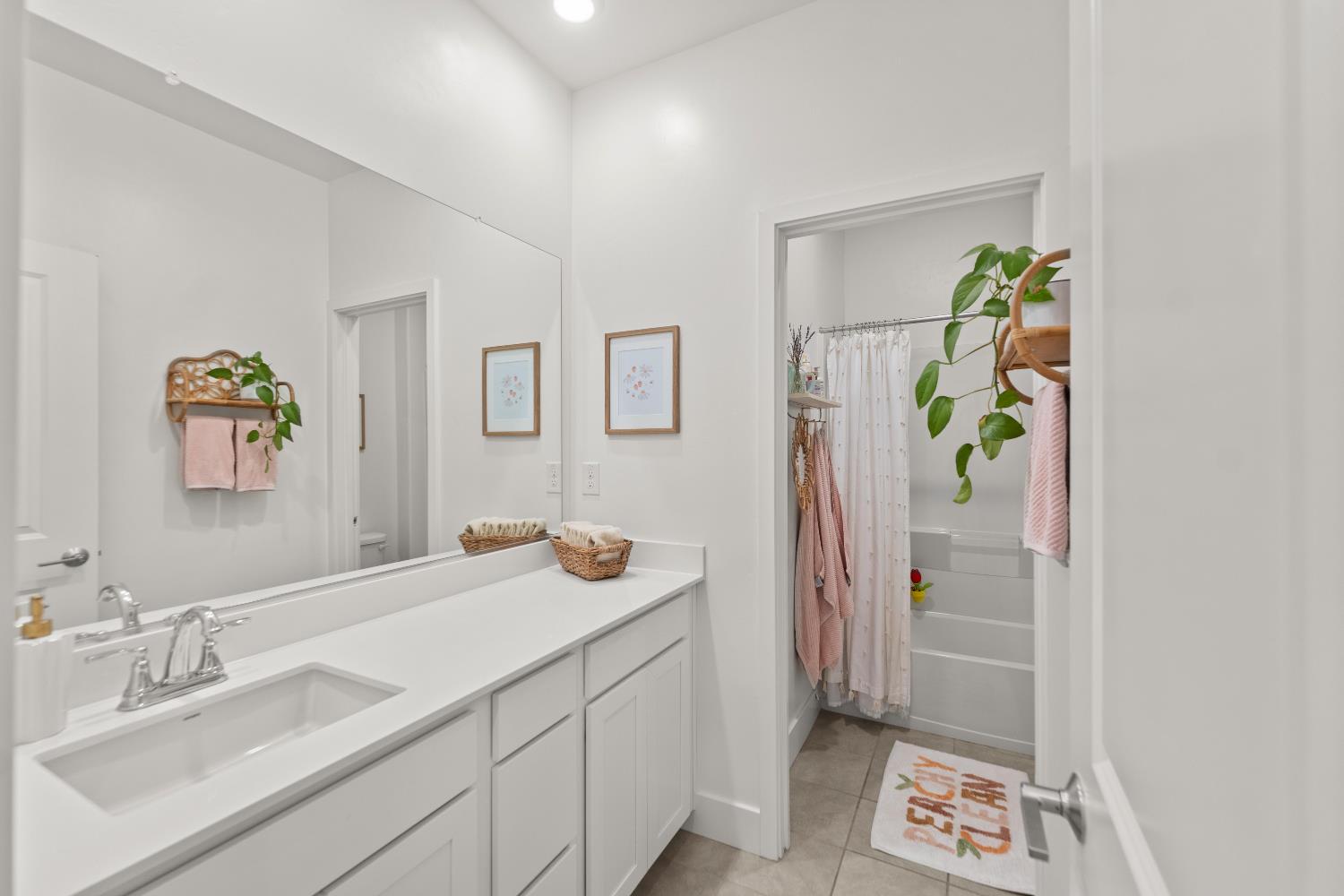 661 Chiselville Lane