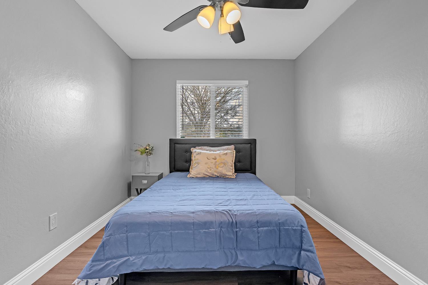 6221 Jack London Circle