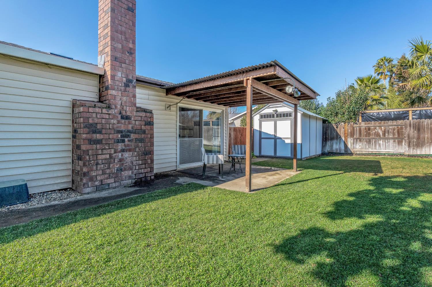 6221 Jack London Circle