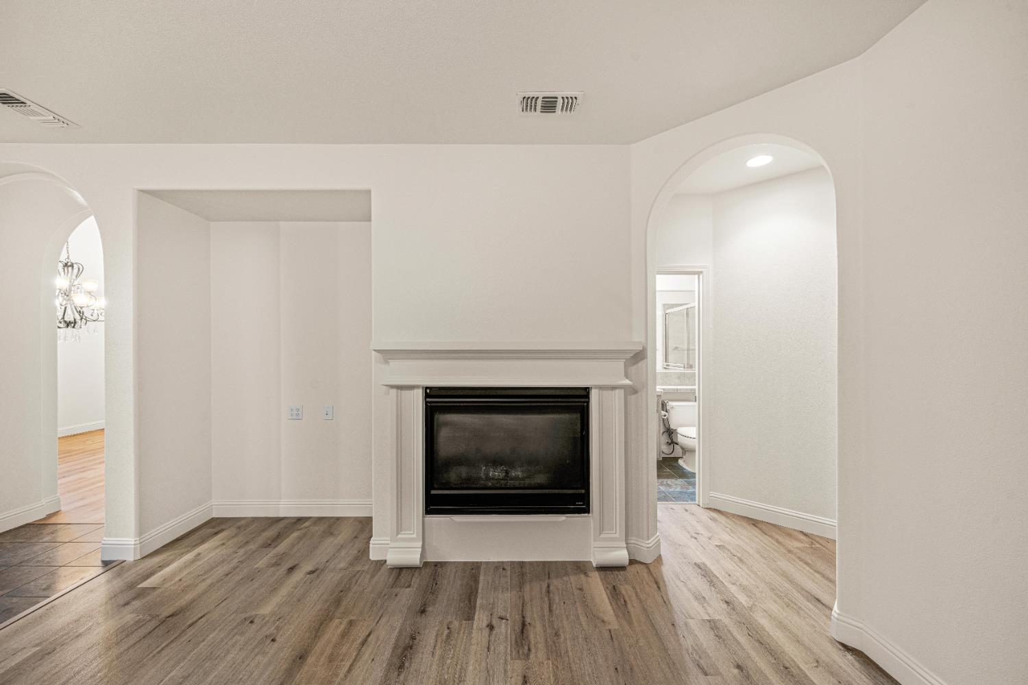 4035 Pinoche Peak Way