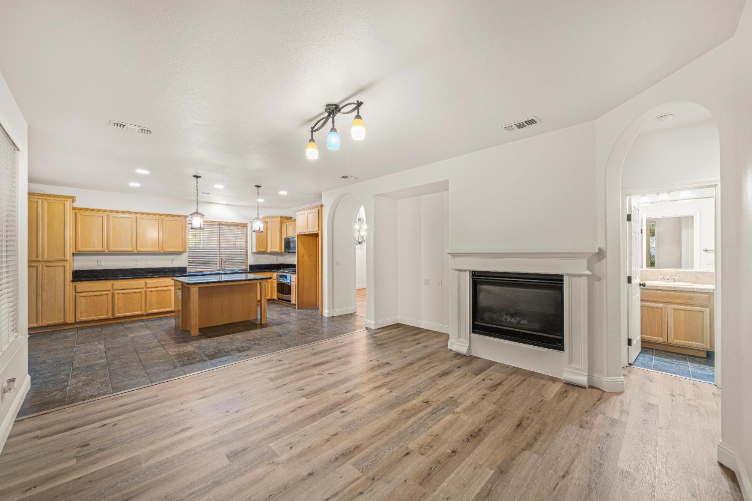 4035 Pinoche Peak Way