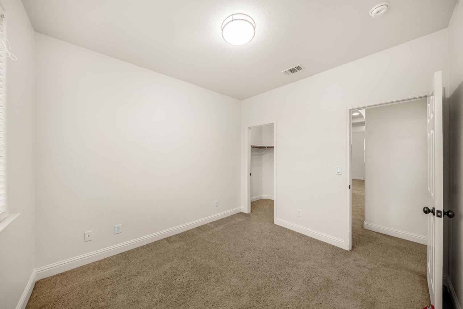 4035 Pinoche Peak Way