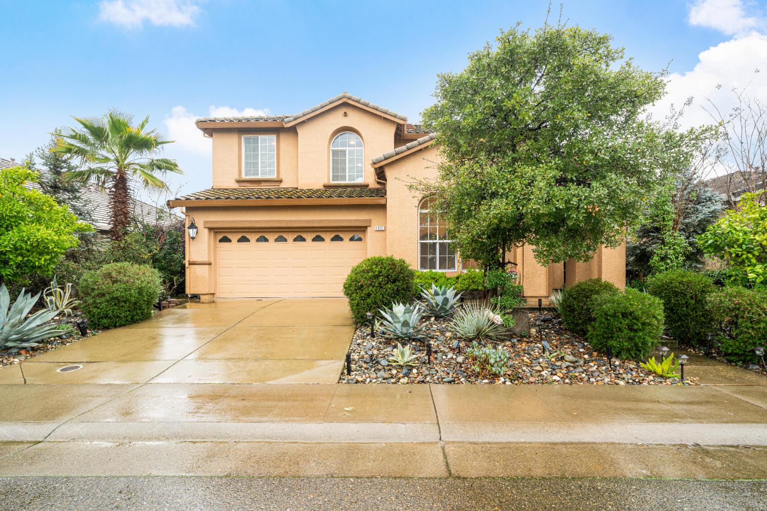 4035 Pinoche Peak Way