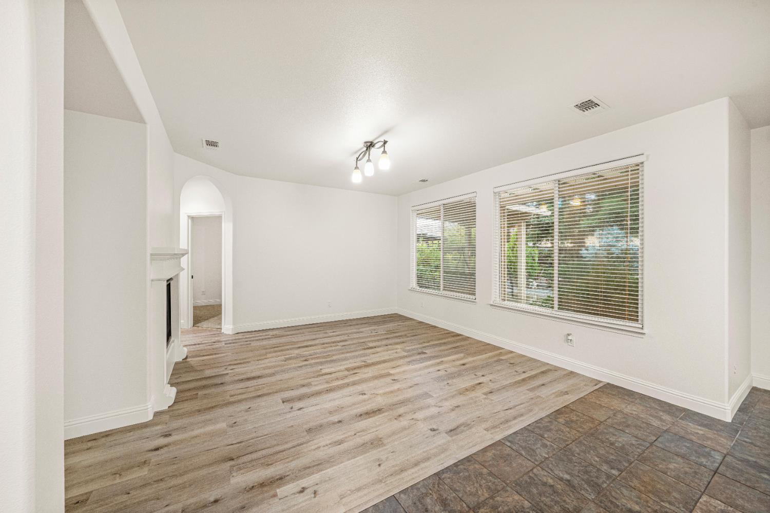 4035 Pinoche Peak Way