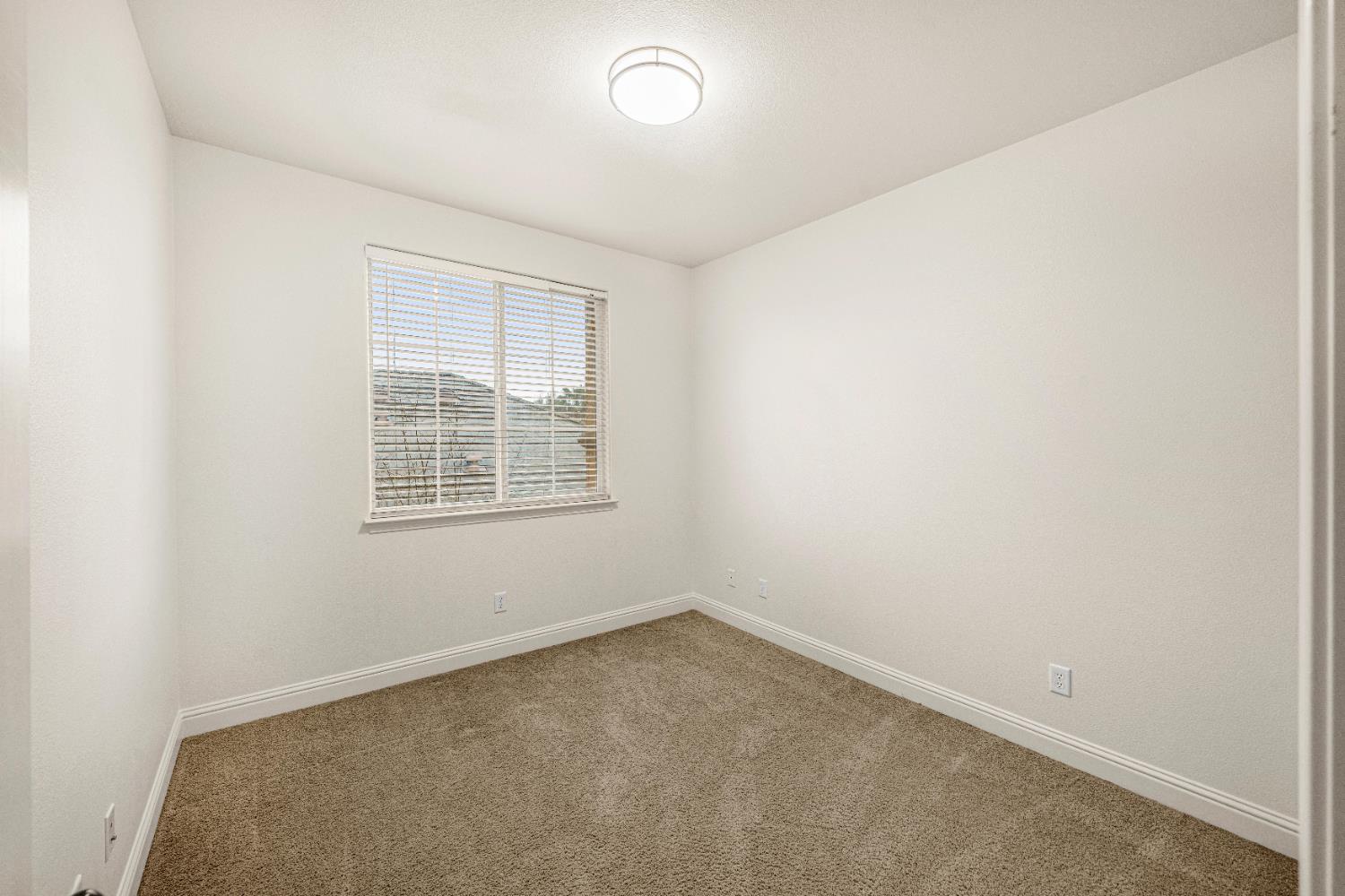 4035 Pinoche Peak Way