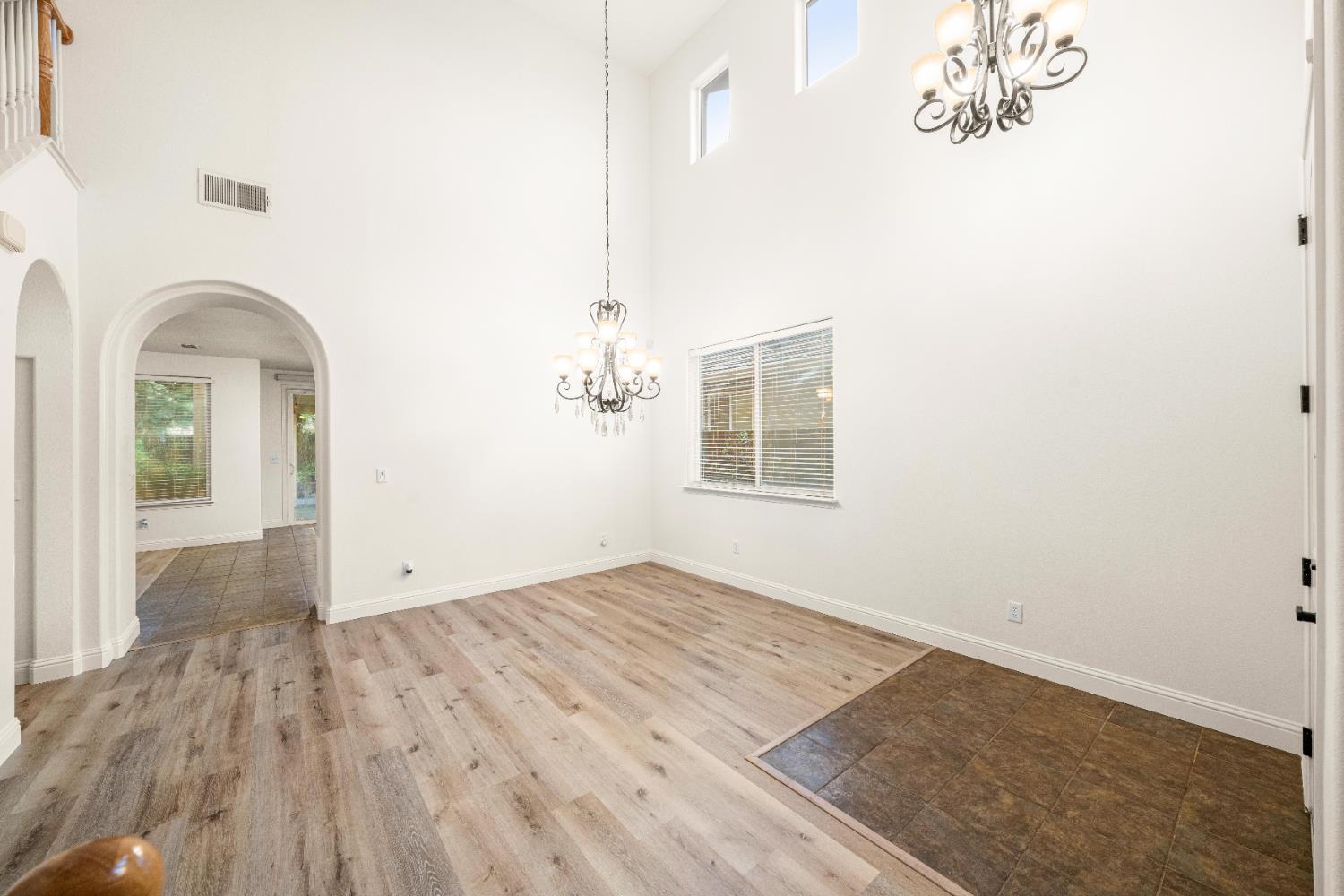 4035 Pinoche Peak Way