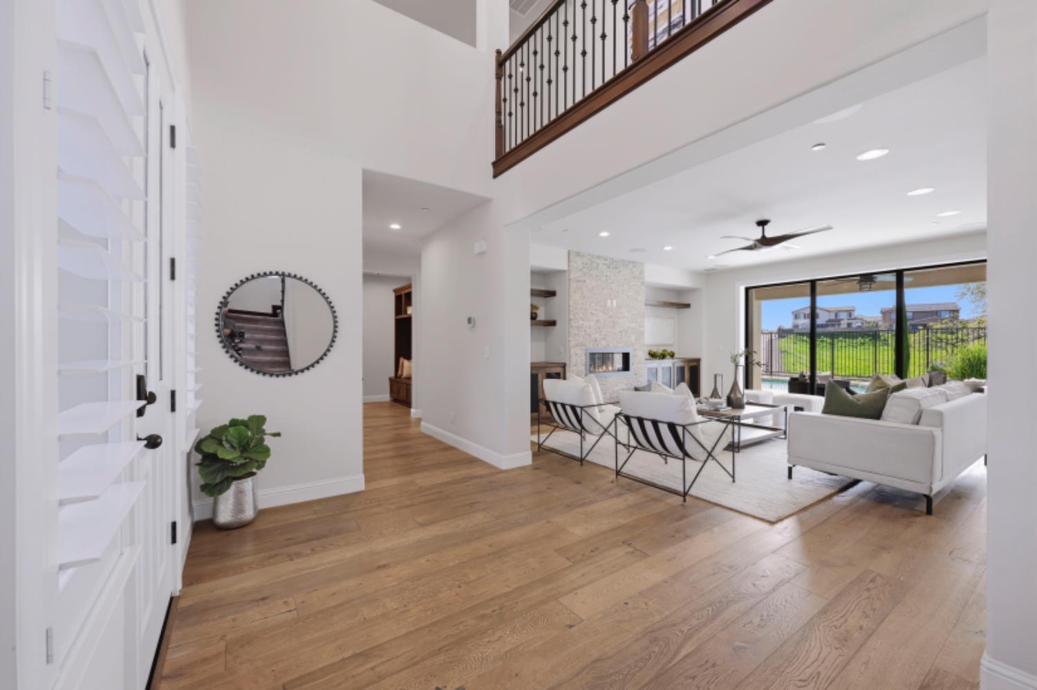 2714 Hidden Trail Loop