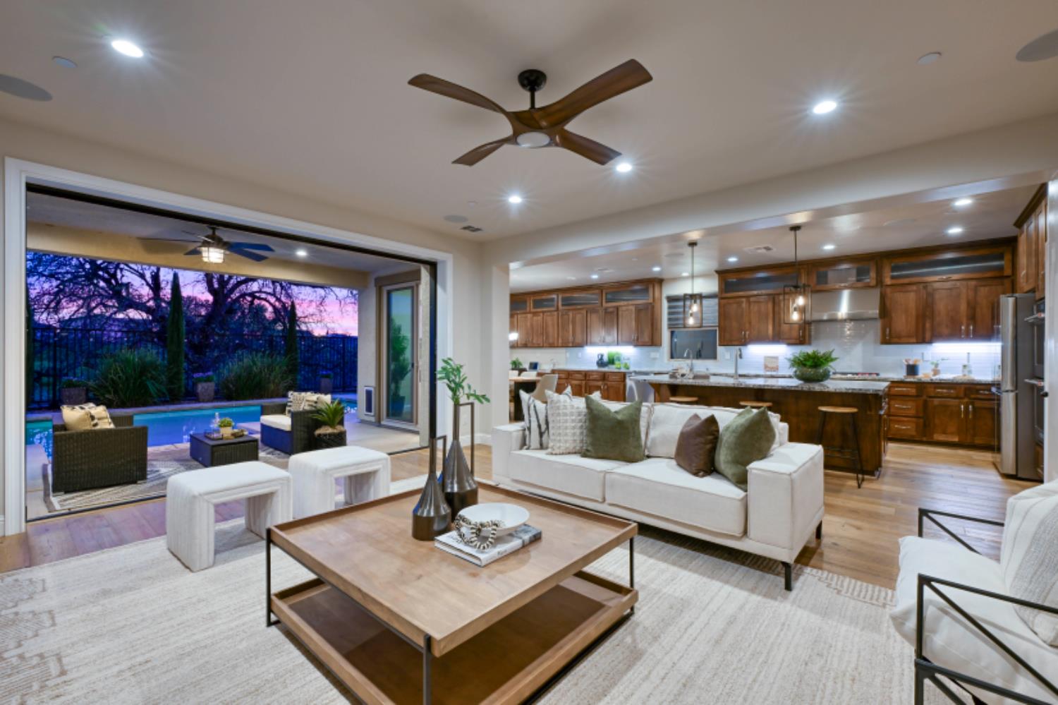 2714 Hidden Trail Loop