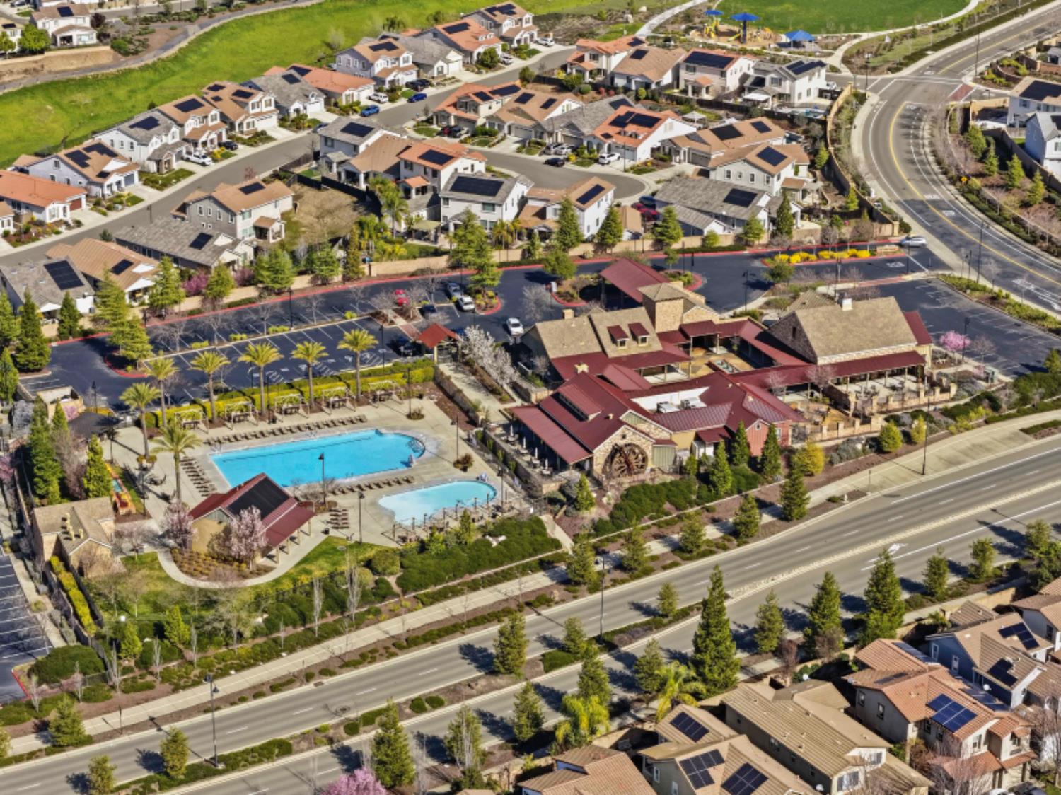 2714 Hidden Trail Loop