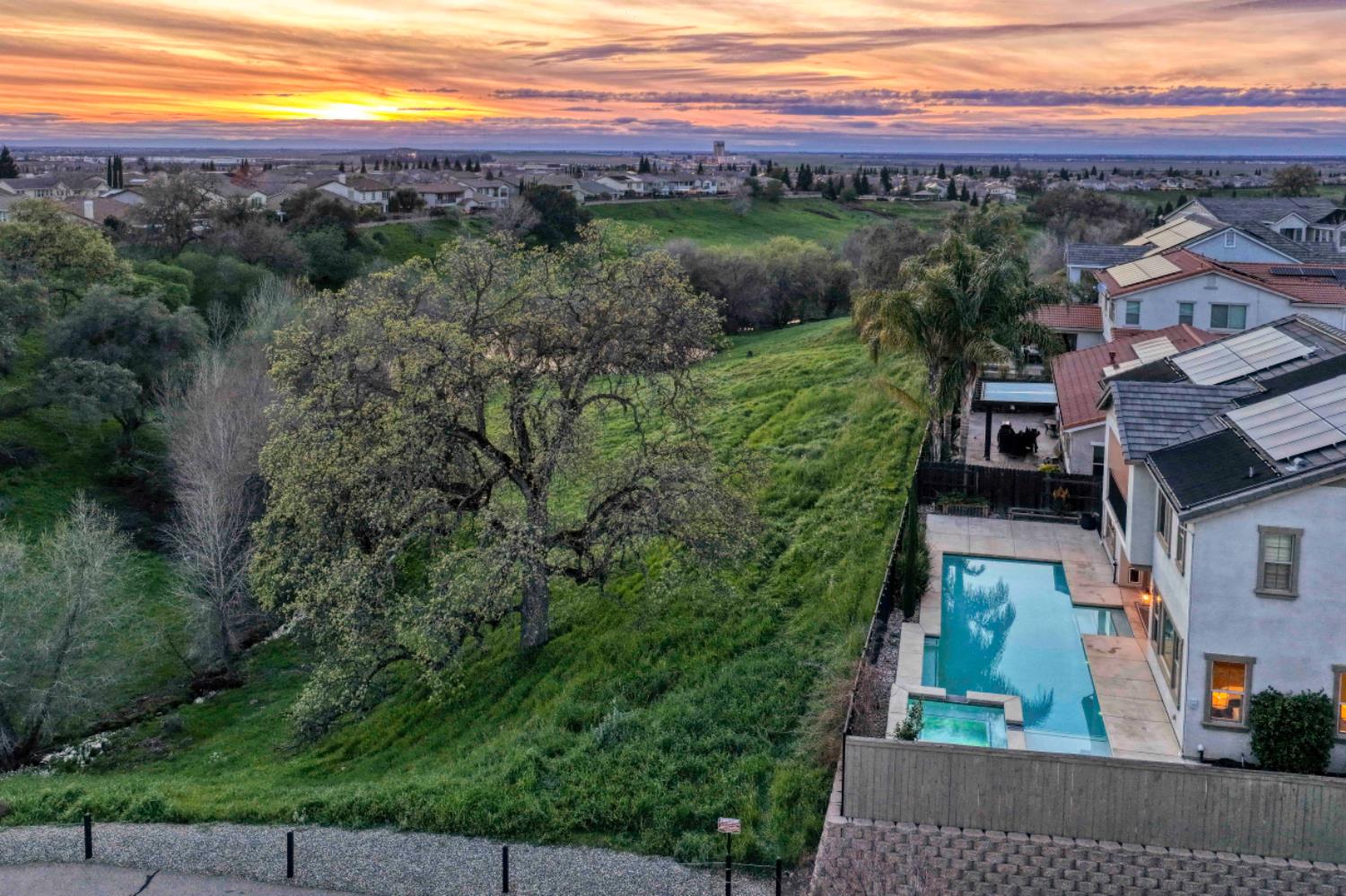 2714 Hidden Trail Loop