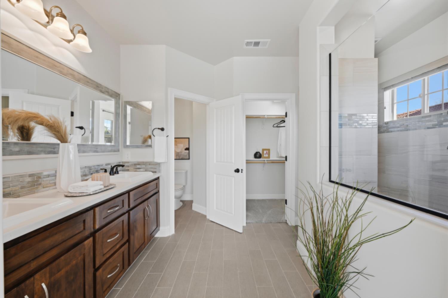 2714 Hidden Trail Loop