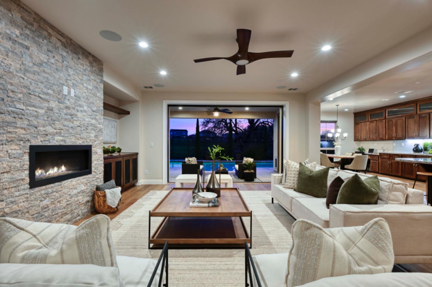 2714 Hidden Trail Loop