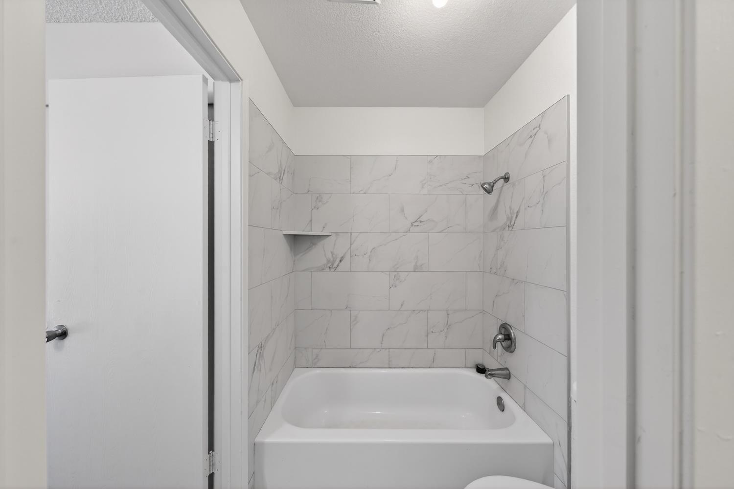 251 Del Verde Circle 3