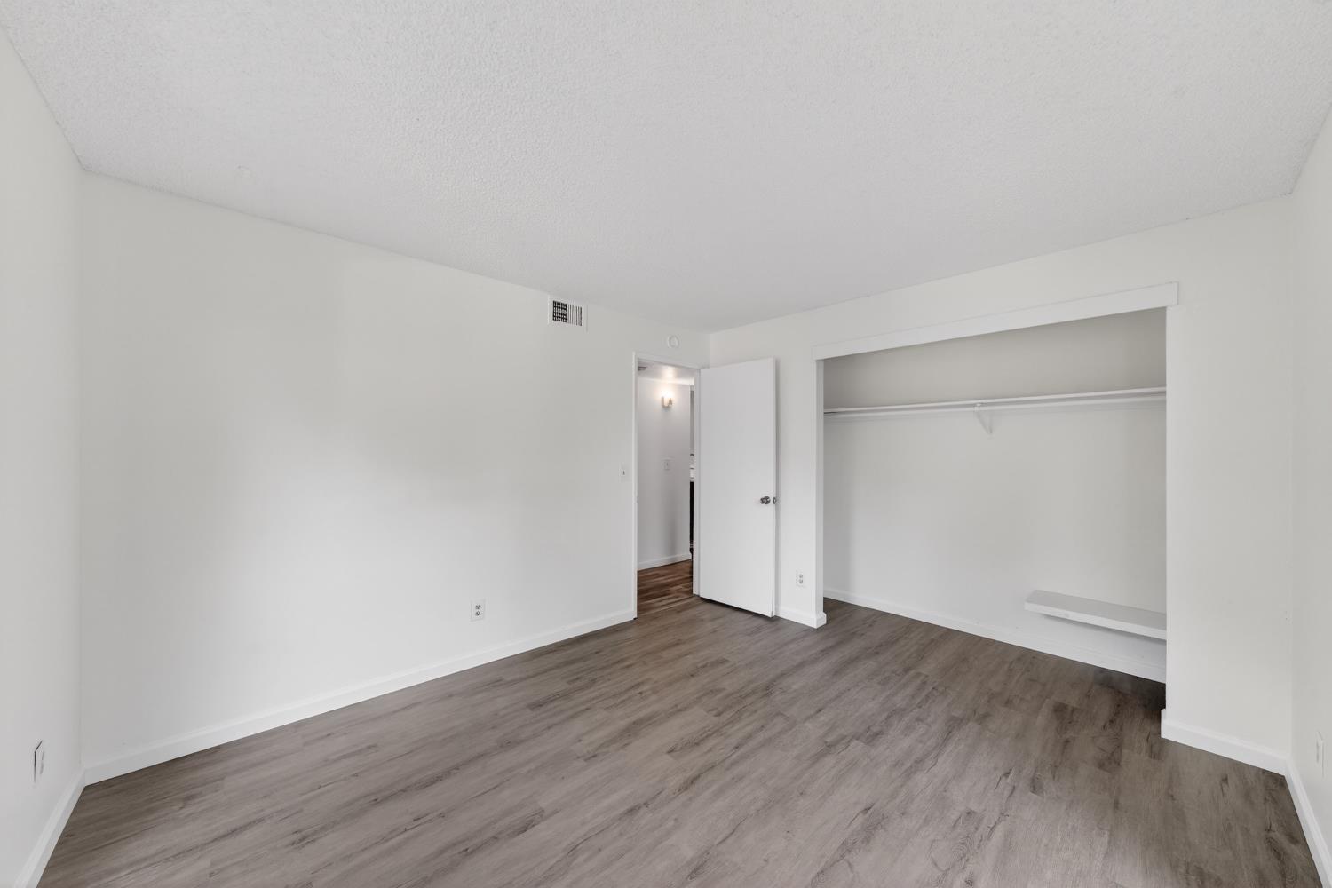 251 Del Verde Circle 3