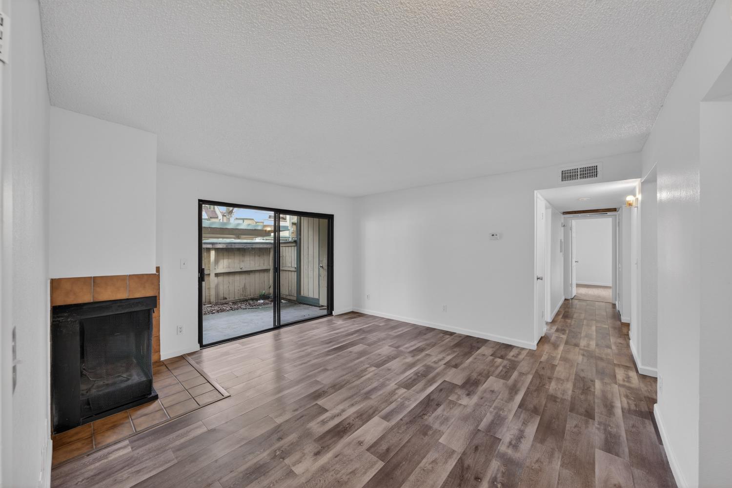 251 Del Verde Circle 3