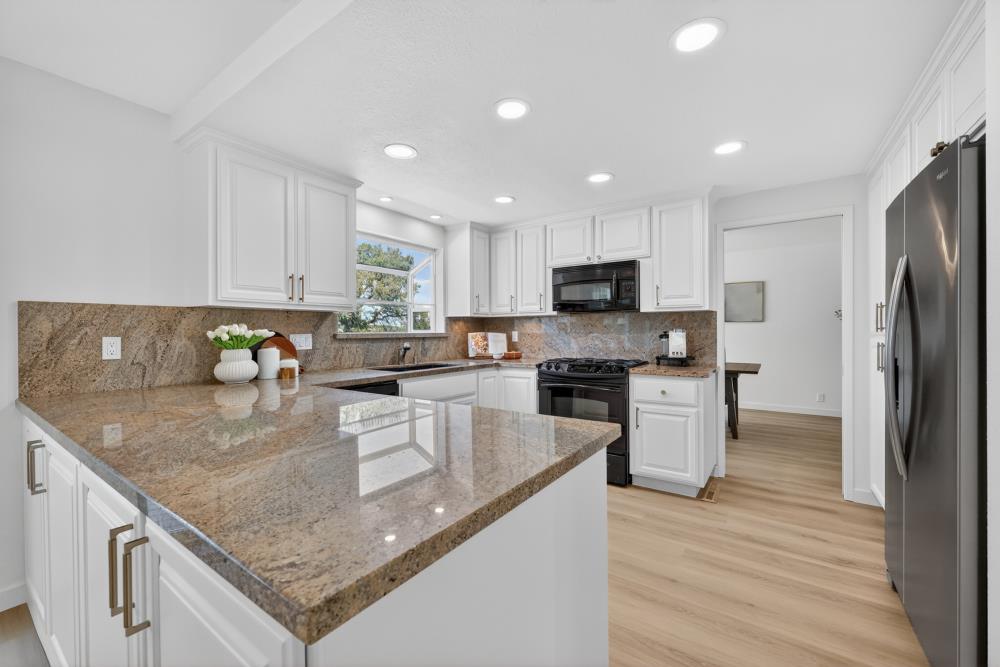 3105 Sunset Hill Road