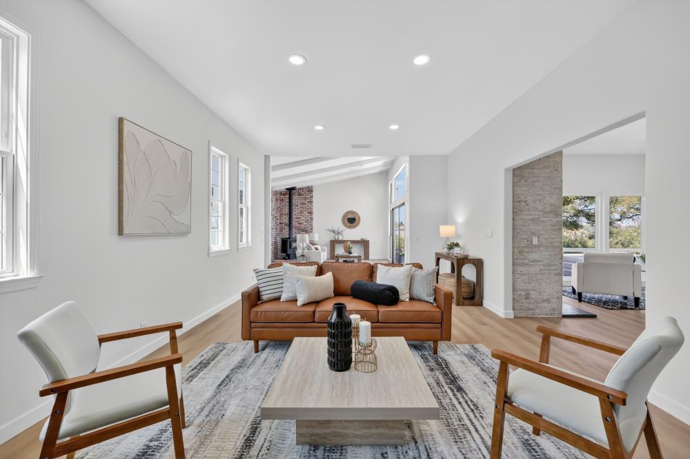 3105 Sunset Hill Road